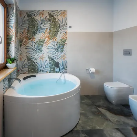 La Perla Nascosta לינה וארוחת בוקר 4*