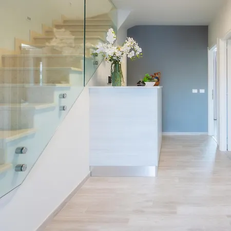 La Perla Nascosta 4* בלבדרה מריטימו